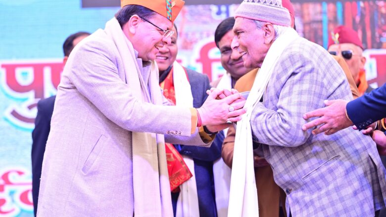 मुख्यमंत्री ने कहा कि उत्तराखंड में मातृशक्ति के उत्थान के लिए अनेक योजनाएं संचालित हो रही है।