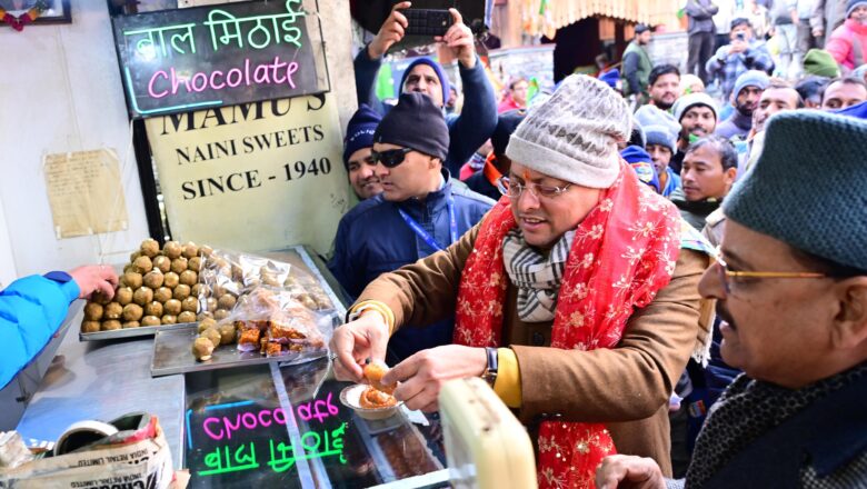 मुख्यमंत्री ने कहा कि हमारी सरकार प्रदेश में सुख, शांति और सुशासन स्थापित करने के लिए हर संभव प्रयास कर रही है।