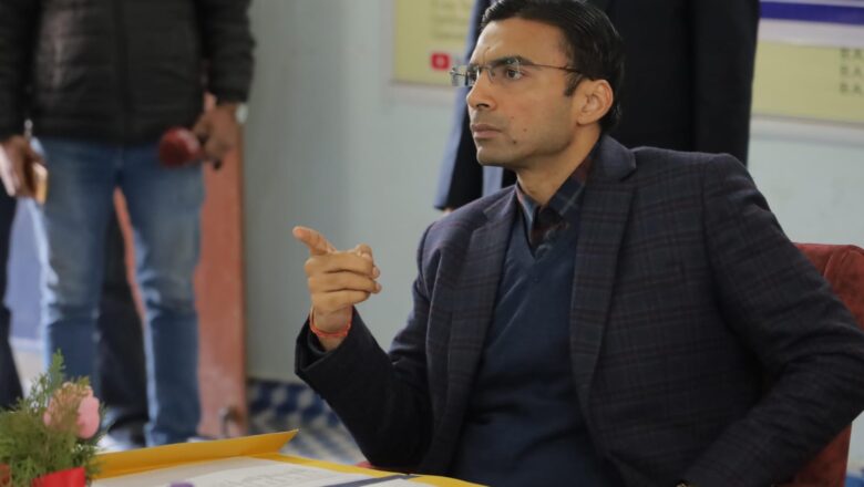 ईवी चार्जिंग एप्प का प्रचार-प्रसार, नगर निगम  एवं आपदा कन्ट्रोलरूम डेशबोर्ड मॉनिटिरिंग के निर्देश