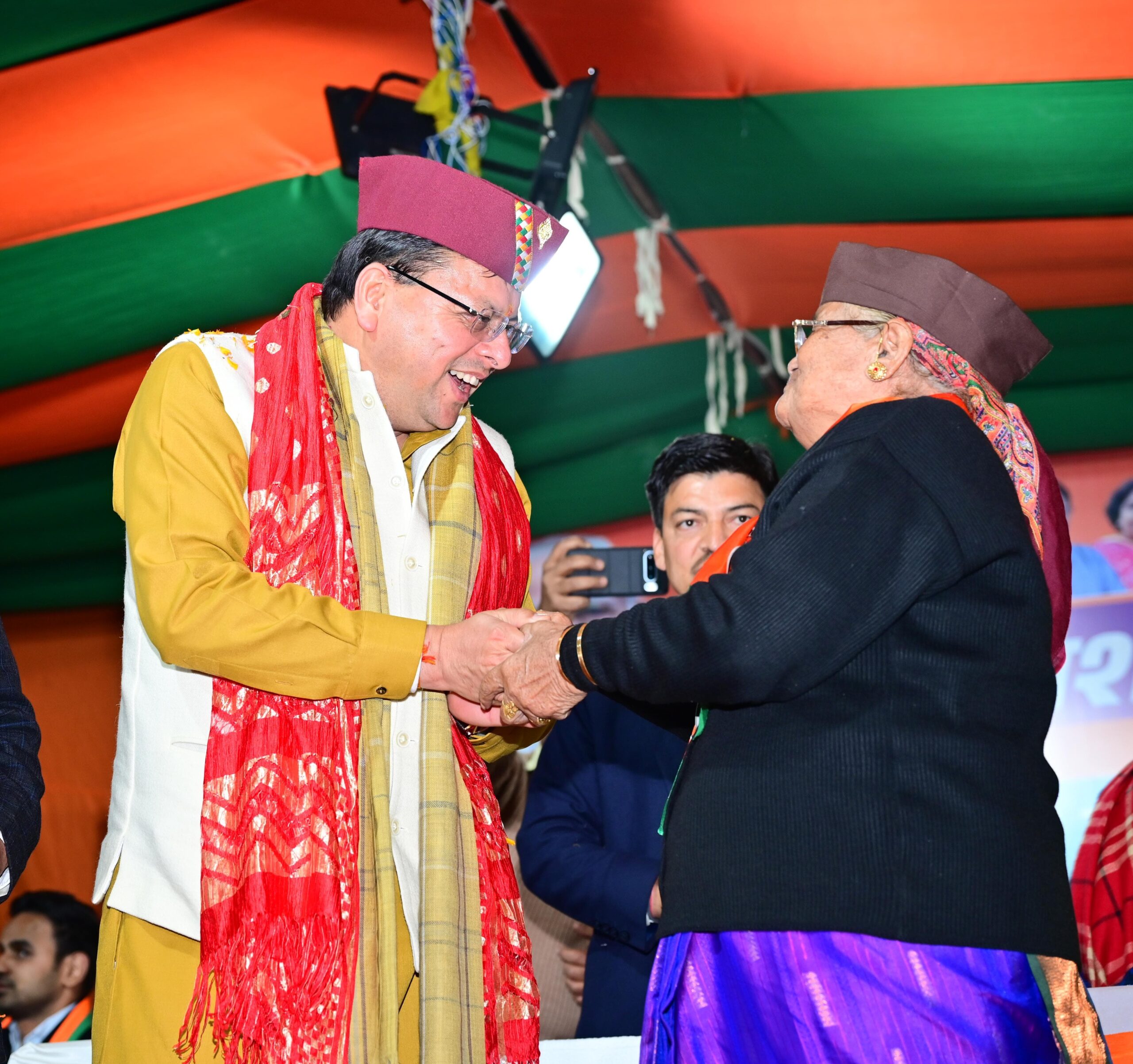 मुख्यमंत्री धामी ने कहा कि 27 सालों तक कांग्रेस और आम आदमी पार्टी ने दिल्ली पर शासन किया लेकिन, किसी ने भी दिल्ली के समग्र विकास की बात नहीं की।