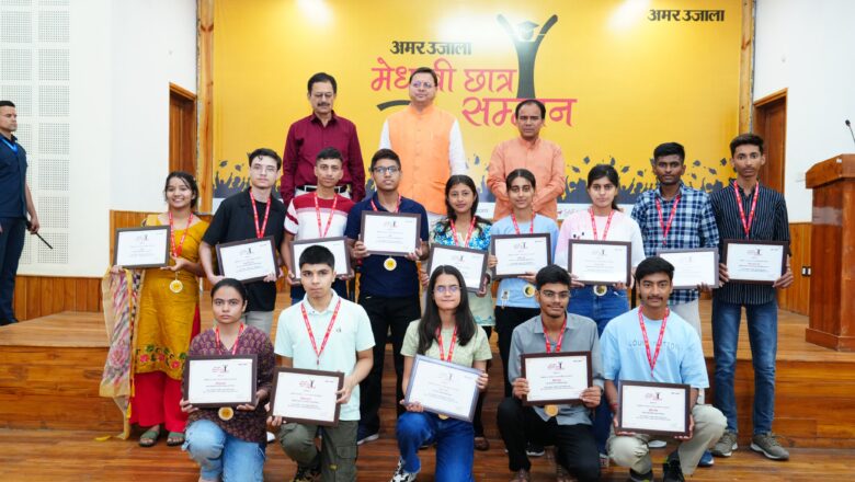 सरकार द्वारा स्थानीय भाषा और संस्कृति के संरक्षण के लिए गढ़वाली, कुमाऊँनी, जौनसारी भाषाओं में पुस्तकें तैयार की गई हैं।      