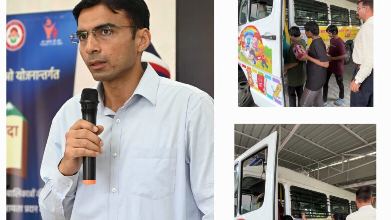 डीएम ने उच्च अधिकारियों को बालिकाओं संग रेफल होम भेज विधिवत् सेटल कराया नये घर में।