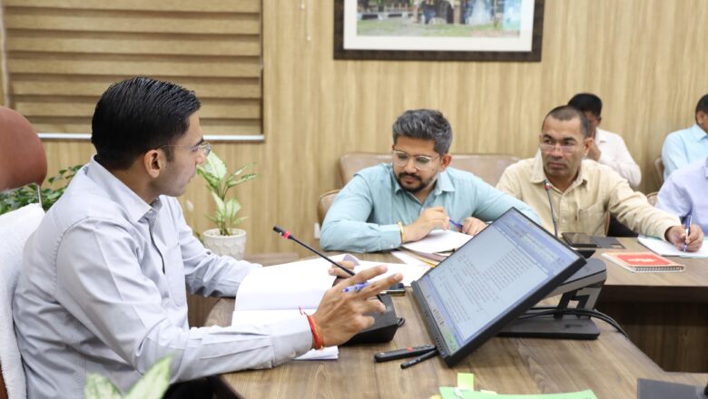 जन शिकायत निस्तारण पर हीलाहवाली पर अधिकारियों की जिम्मेदारी तय   