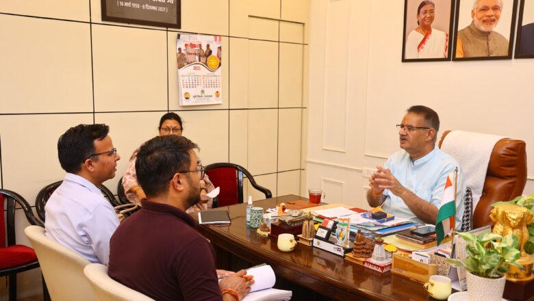 मंत्री गणेश जोशी ने मसूरी विधानसभा क्षेत्र के अंतर्गत विभिन्न स्थानों पर चल रहे विकास कार्यों एवं प्रस्तावित सीवर और पेयजल संबंधी कार्यों को शीघ्र प्रारंभ कर गुणवत्ता के साथ पूर्ण किया जाए, ताकि क्षेत्रवासियों को शीघ्र लाभ मिल सके