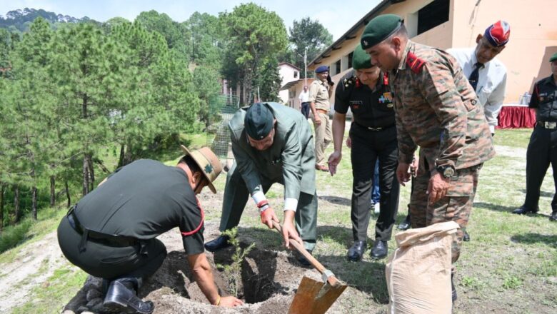 मंत्री जोशी ने कहा कि हिमालय की गोद से निकलने वाली नदियाँ न केवल भारत बल्कि विश्व की एक बड़ी आबादी को जीवनदायिनी जल उपलब्ध कराती हैं   