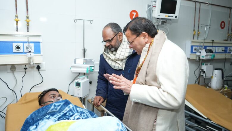 मुख्यमंत्री धामी ने कहा कि राज्य सरकार एवं जिला प्रशासन द्वारा श्री केदारनाथ धाम यात्रा को सुरक्षित, सुगम एवं व्यवस्थित बनाए रखने हेतु स्वास्थ्य सेवाओं को विशेष प्राथमिकता दी जा रही है