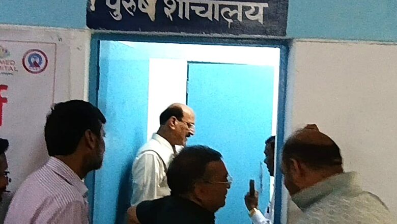 सीएचसी रायपुर में स्वास्थ्य व्यवस्थाओं का जायजा लेने पहुंचे मंत्री सुबोध उनियाल