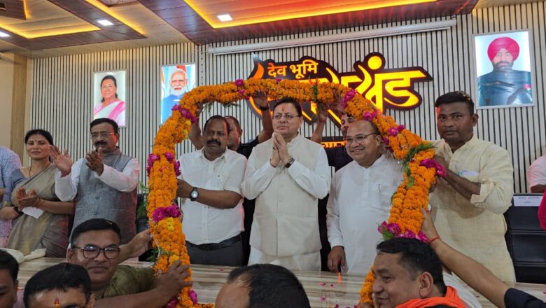 मुख्यमंत्री धामी ने कहा कि रूरल बिजनेस इनक्यूबेटर सेंटर योजना के जरिए ग्रामीण क्षेत्रों में स्वरोजगार और उद्यमिता को भी निरंतर प्रोत्साहित कर रहे हैं