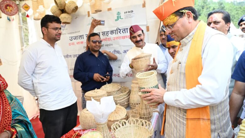 मुख्यमंत्री धामी ने किया मौके पर ही जनसमस्याओं का त्वरित समाधान, योजनाओं का लाभ सीधे लोगों तक पहुंचाने पर जोर