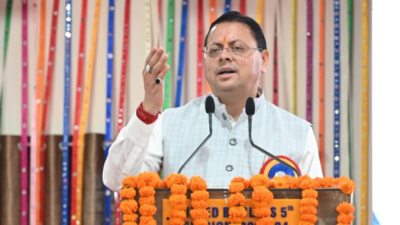 मुख्यमंत्री धामी ने प्रदान की विभिन्न विकास योजनाओं एवं निर्माण कार्यों के लिए ₹ 676 करोड़ की वित्तीय स्वीकृति