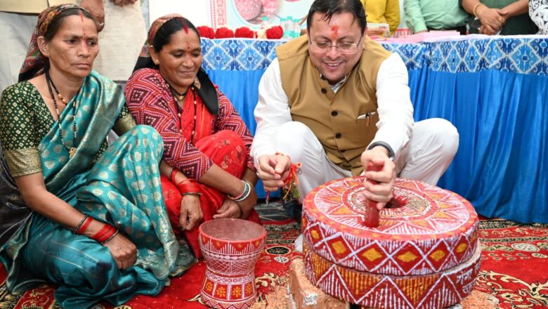 मातृशक्ति के सम्मान, स्वावलंबन और बेटियों के उज्ज्वल भविष्य के लिए राज्य सरकार प्रतिबद्ध—मुख्यमंत्री धामी