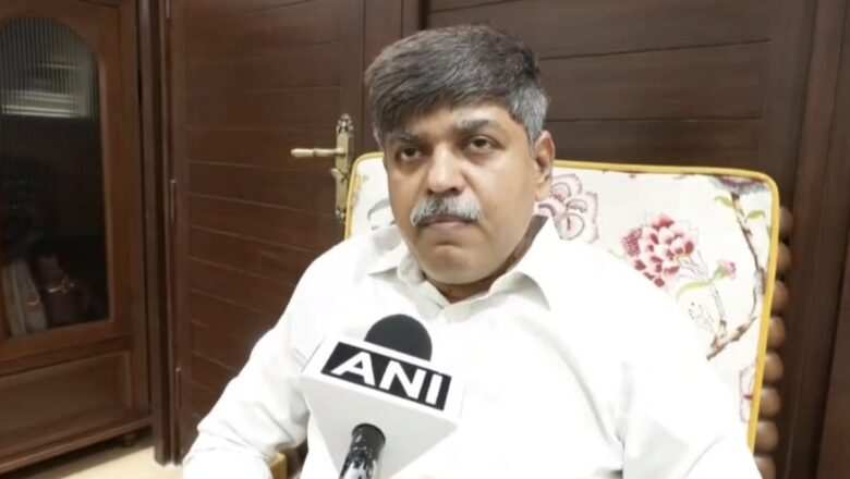 यूआईआईडीबी पर उठे सवालों के बीच सरकार की दो टूक—सरकारी जमीन नहीं बिकेगी, स्वामित्व राज्य के पास, लीज सिर्फ 60 साल