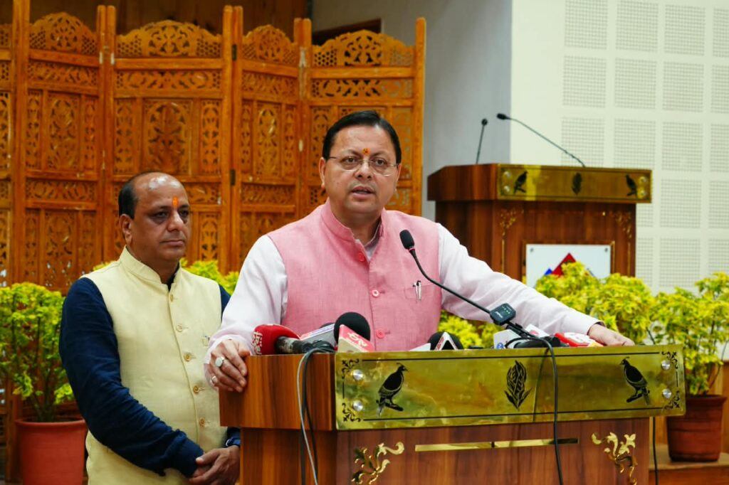 मुख्यमंत्री ने कहा, “लोकतंत्र में प्रश्न अवश्य पूछे जाने चाहिए, लेकिन किसी इंटरनल नोट को अंतिम फैसला और किसी ऑब्जेक्शन को इंस्टीट्यूशनल ब्रेकडाउन के रूप में प्रस्तुत करना उचित नहीं है। तथ्य हेडलाइन से नहीं, पूरी फाइल और अंतिम संस्थागत निर्णय से तय होने चाहिए।”