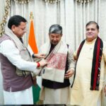 मुख्यमंत्री धामी से मिले नवनिर्वाचित राज्यसभा सांसद दिनेश आर्य