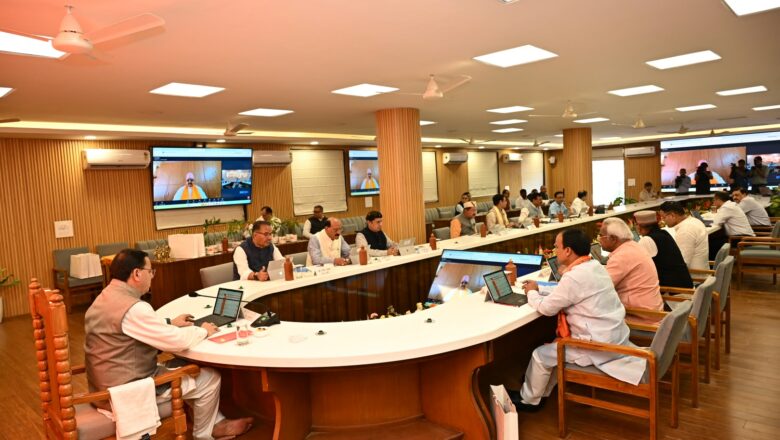 धामी कैबिनेट का  निर्णय : स्वजल एवं राज्य जल एवं स्वच्छता मिशन के 215 पदों की निरंतरता को मंजूरी